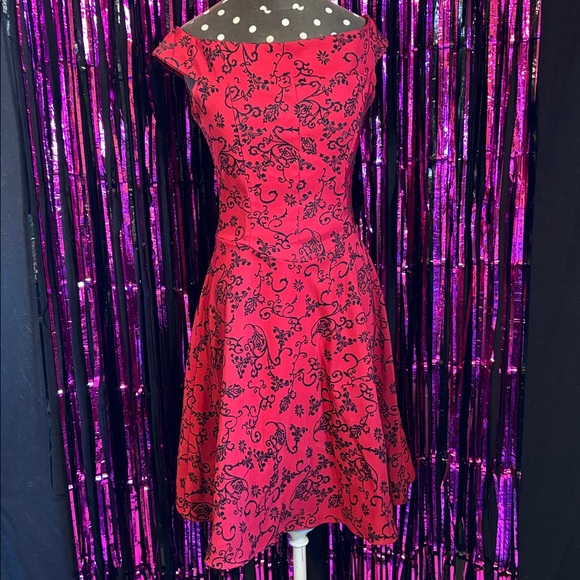 water signs Dresses & Skirts - “AS IS” {Water Signs} Dress Red Black 6